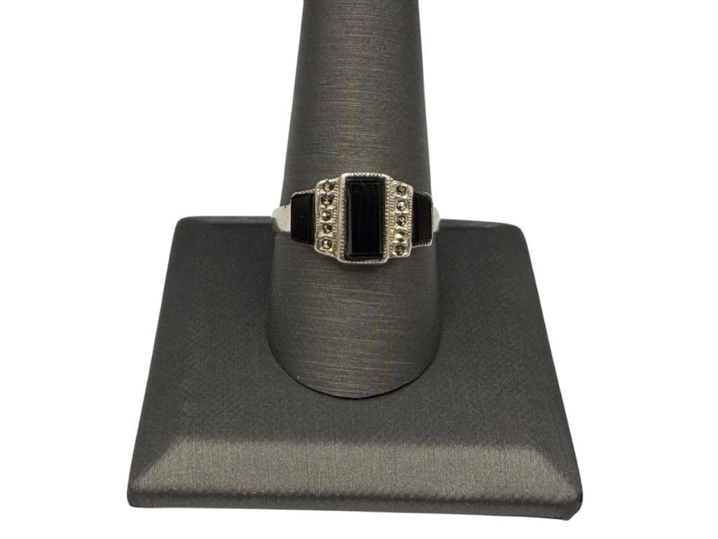 STERLING SILVER BLACK ONYX AND MARCASITE RING: UNIQUE TAPERED DESIGN SIZE 10, 7/16" THICK, 3.94 GRAMS