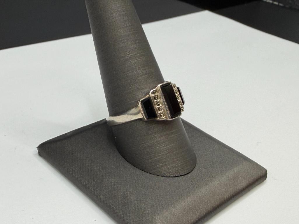 STERLING SILVER BLACK ONYX AND MARCASITE RING - 2