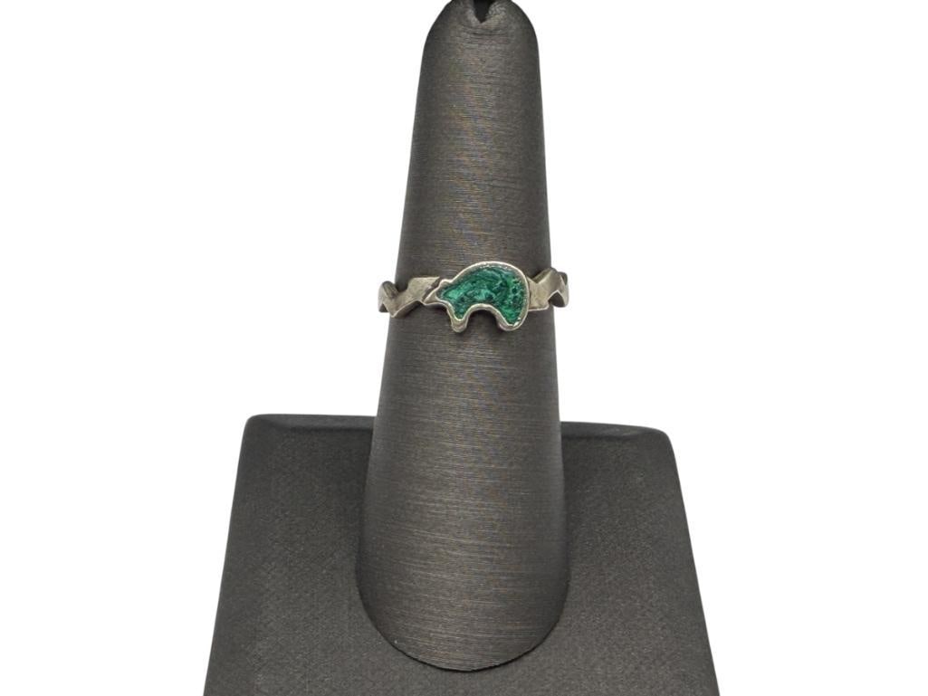 STERLING SILVER NAVAJO BEAR FETISH GREEN ENAMEL RING: SIGNED BY ARTIST "SZ 7" SIZE 6 1/2, 1/4" FRONT, 2.22 GRAMS