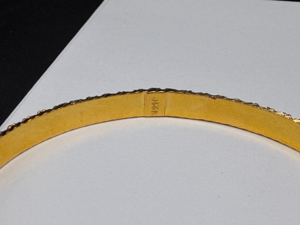 EUROPEAN 21K YELLOW GOLD BANGLE BRACELET FEATURING UNIQUE TEXTURED DESIGN - 4
