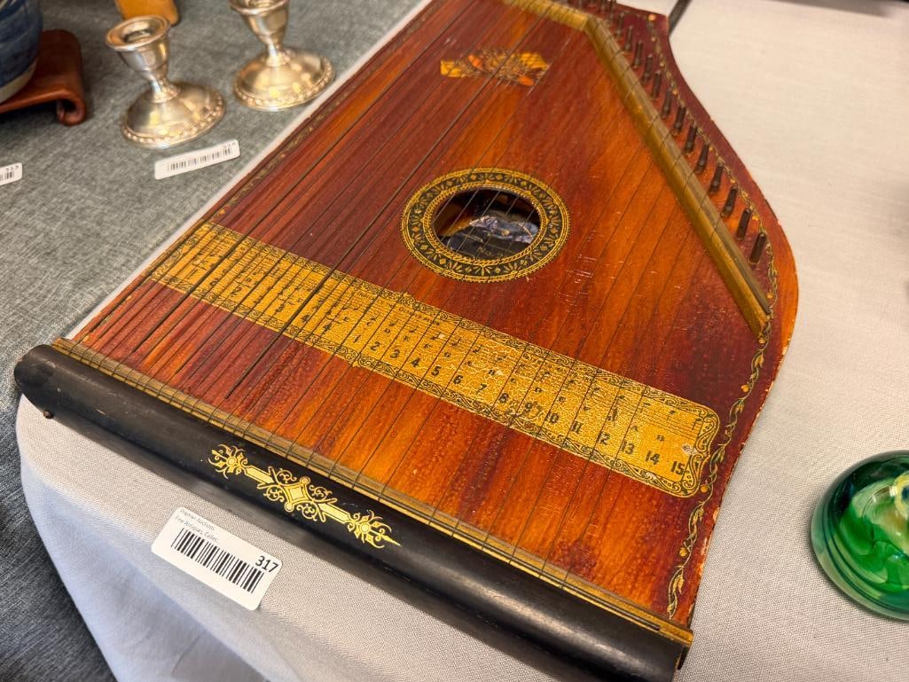 VINTAGE NO. 2 1/4 AUTOHARP - 2