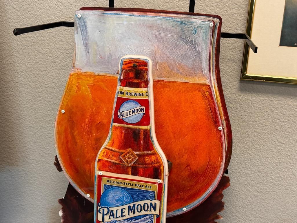 BLUE MOON BREWING CO. ILLUMINATING NEON SIGN UNIQUELY INTERPRETED MAN CAVE / BAR SIGN - 7