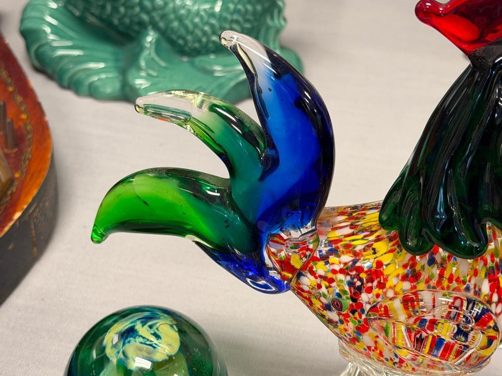 HAND BLOWN ART GLASS PAPERWEIGHTS AND ROOSTER FIGURINE ONE PAPERWEIGHT MADE BY WALLS IN JAPAN - 4