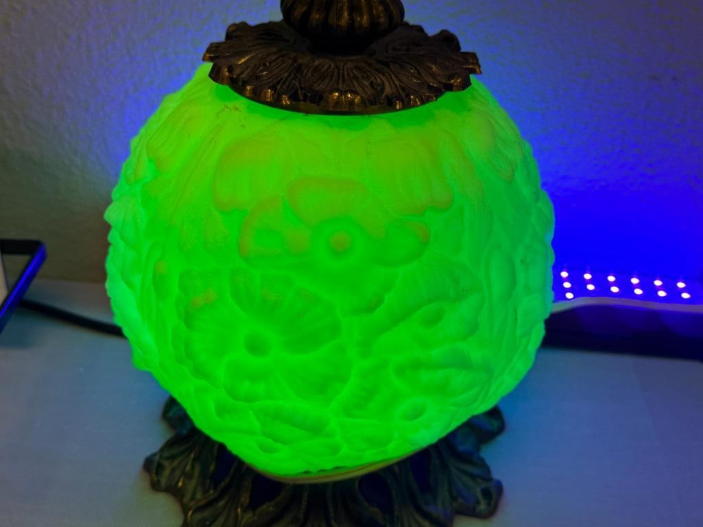 LOVESKY & LOVESKY CUSTARD URANIUM GLASS PARLOR LAMP FLORAL DESIGN WITH ORNATE BASE UV REACTIVE - 2