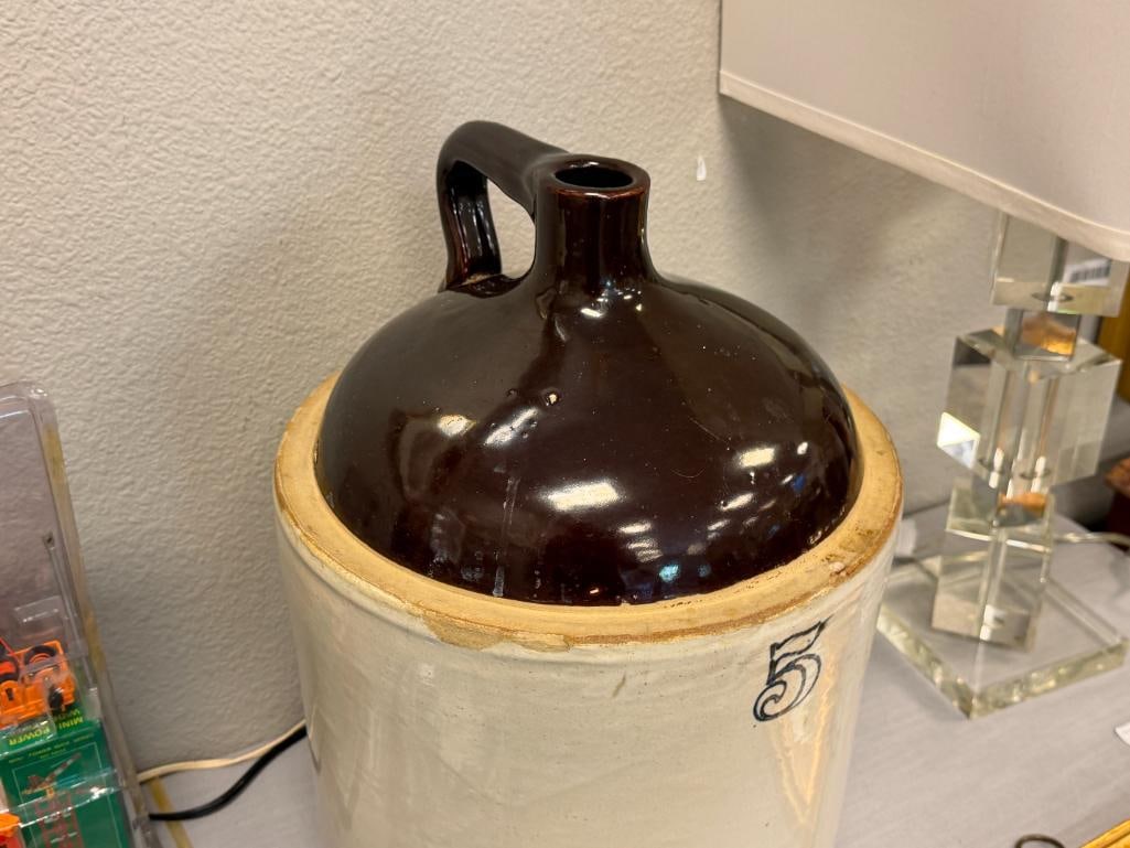 LARGE ANTIQUE 5-GALLON STONEWARE POTTERY JUG TWO-TONE BROWN - 2