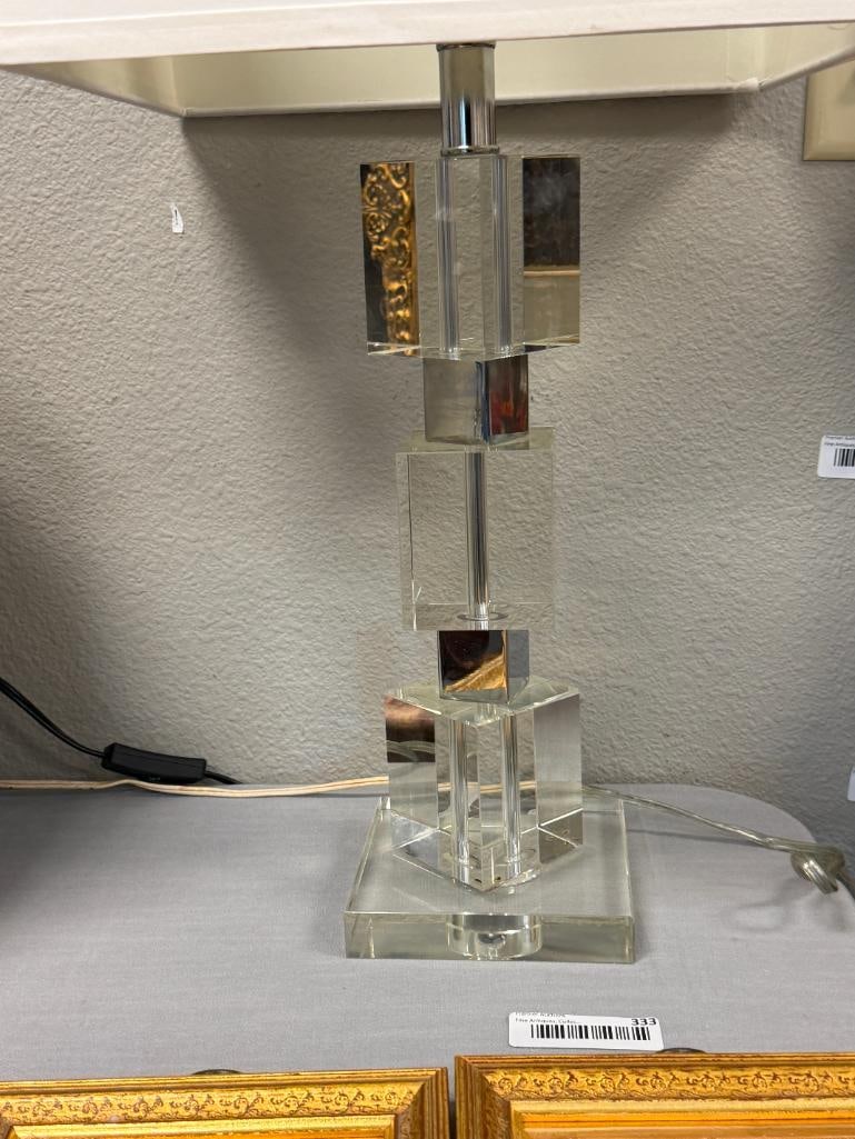 SAFAVIEH LIGHTING PALACE CRYSTAL STACKED CUBE TABLE LAMP WITH LINEN SHADE - 2