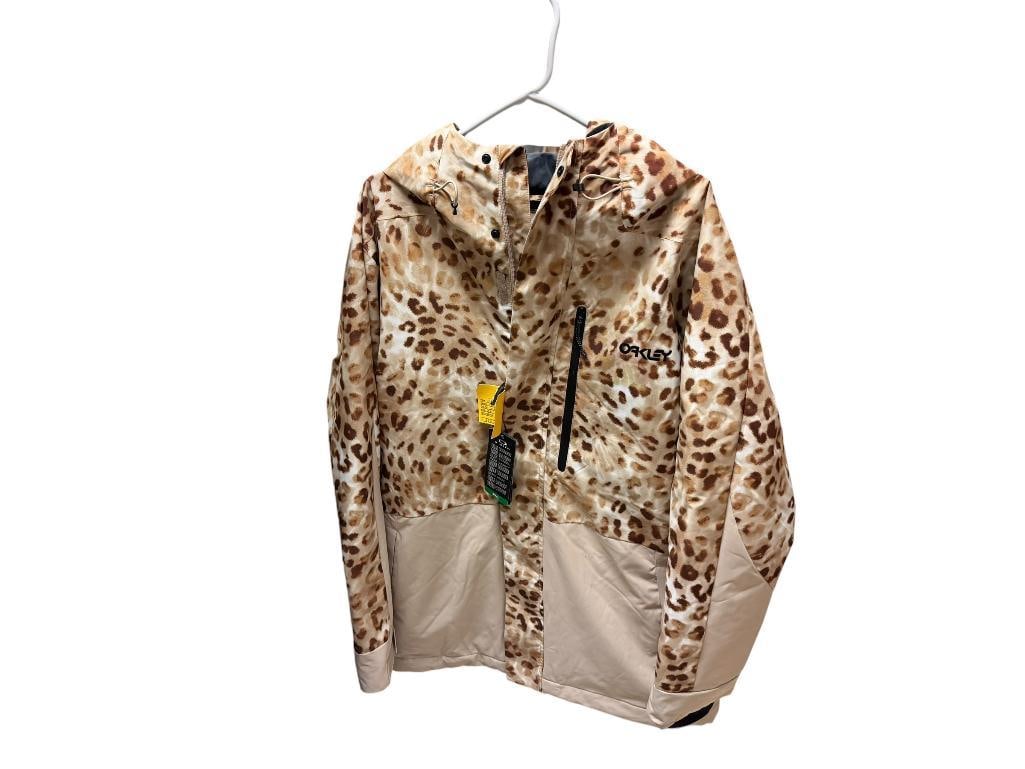 NEW WITH TAGS MEN'S OAKLEY PERFORMANCE FIT LEOPARD PRINT WINTER SKI JACKET: FULL ZIP SIZE XL, 32" L