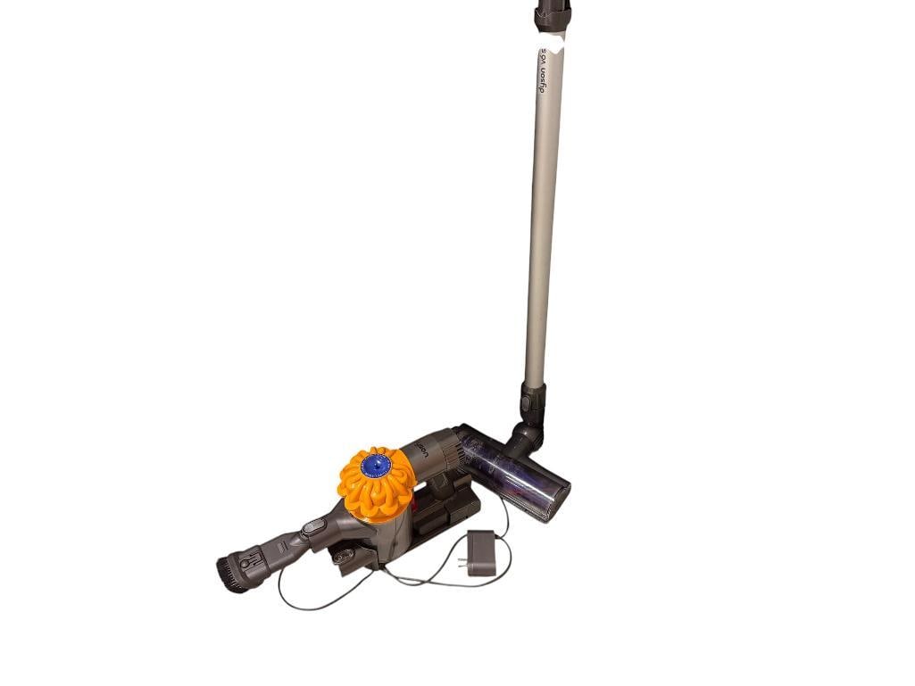 DYSON V6 SLIM CONVERTIBLE CORLESS STICK VACUUM (1 of 11)