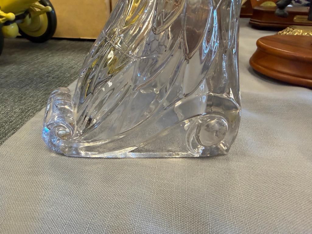 PAIR OF 20TH CENTURY EAGLE CLEAR GLASS BOOKENDS - 7