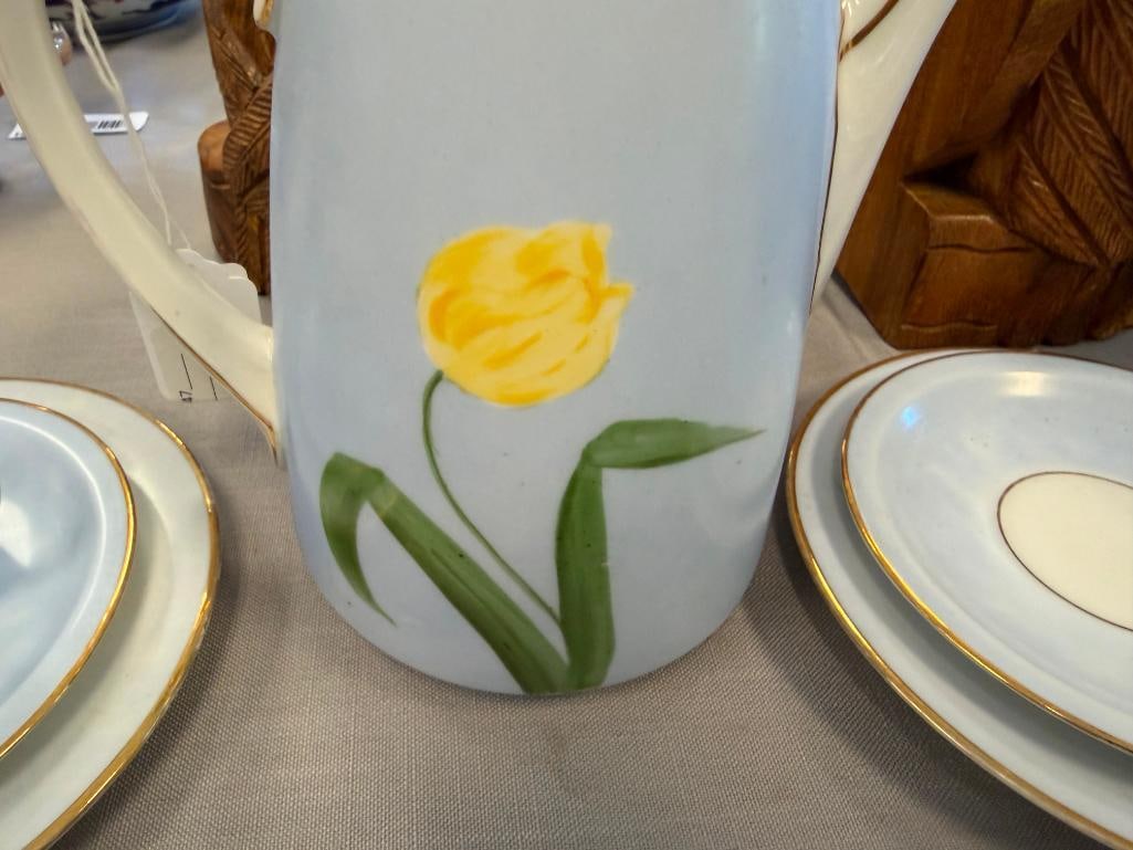 VINTAGE THOMAS BAVARIA GERMAN CHINA TEA SET FLORAL DESIGN WITH GILT ACCENTS - 16