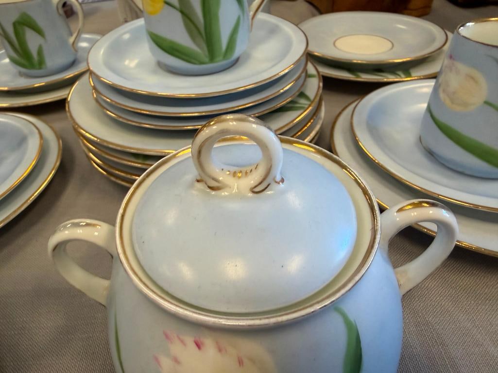 VINTAGE THOMAS BAVARIA GERMAN CHINA TEA SET FLORAL DESIGN WITH GILT ACCENTS - 6