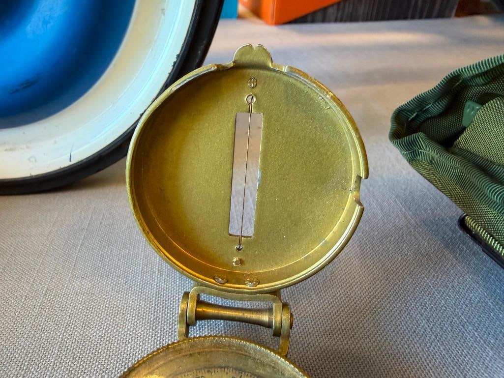 US MILITARY CAMMENGA MODEL 3H COMPASS AND VINTAGE JAPAN ENGINEER COMPASS - 7
