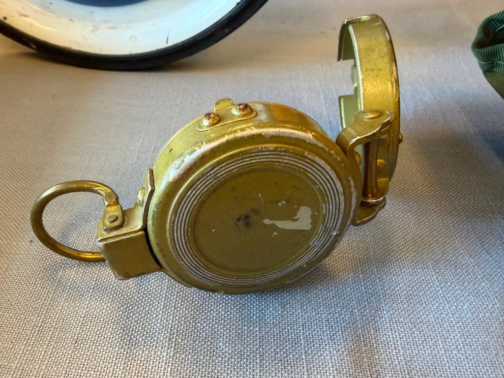 US MILITARY CAMMENGA MODEL 3H COMPASS AND VINTAGE JAPAN ENGINEER COMPASS - 8