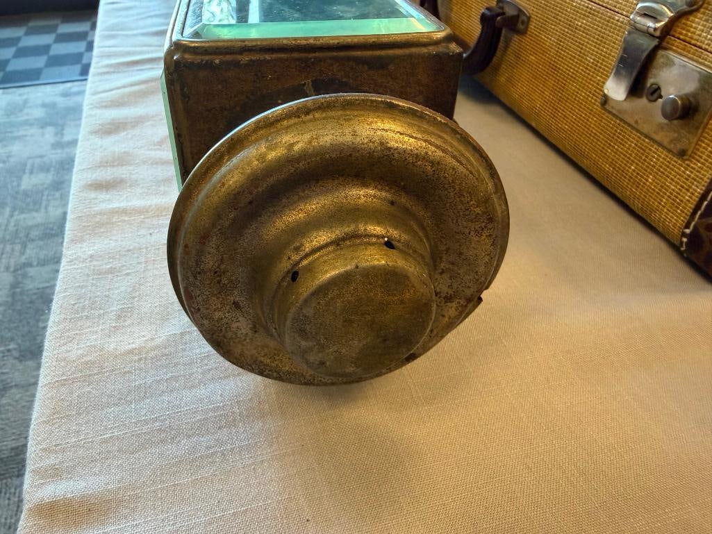 PAIR OF ANTIQUE CARRIAGE OR COACH LAMPS - 10