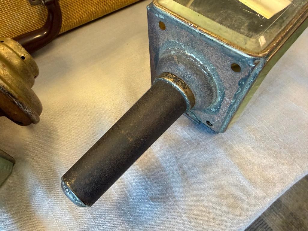 PAIR OF ANTIQUE CARRIAGE OR COACH LAMPS - 9