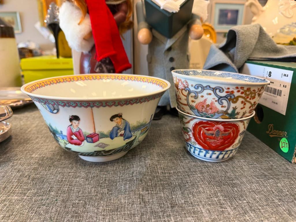 20TH CENTURY CHINESE PORCELAIN HAND DECORATED BOWL INCLUDES BOWL WITH QIANLONG MARK - 2