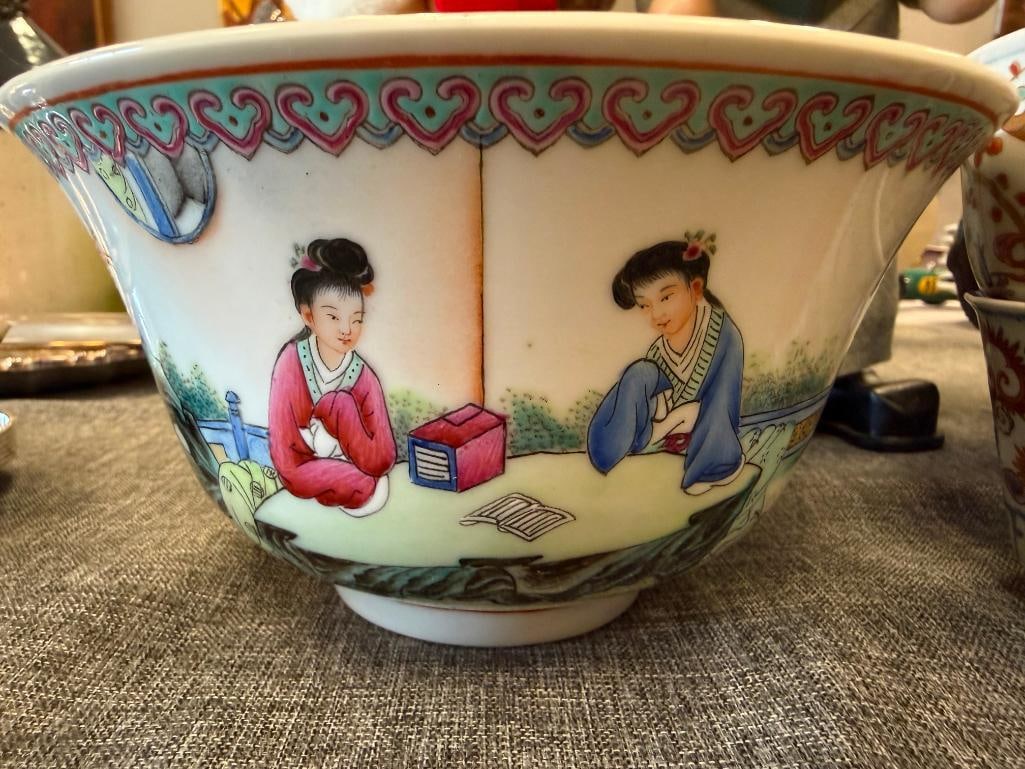 20TH CENTURY CHINESE PORCELAIN HAND DECORATED BOWL INCLUDES BOWL WITH QIANLONG MARK - 4