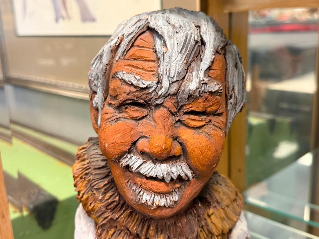DAWSON SIGNED TERRACOTTA CLAY SCULPTURE BUST OF INDIGENOUS MAN - 2