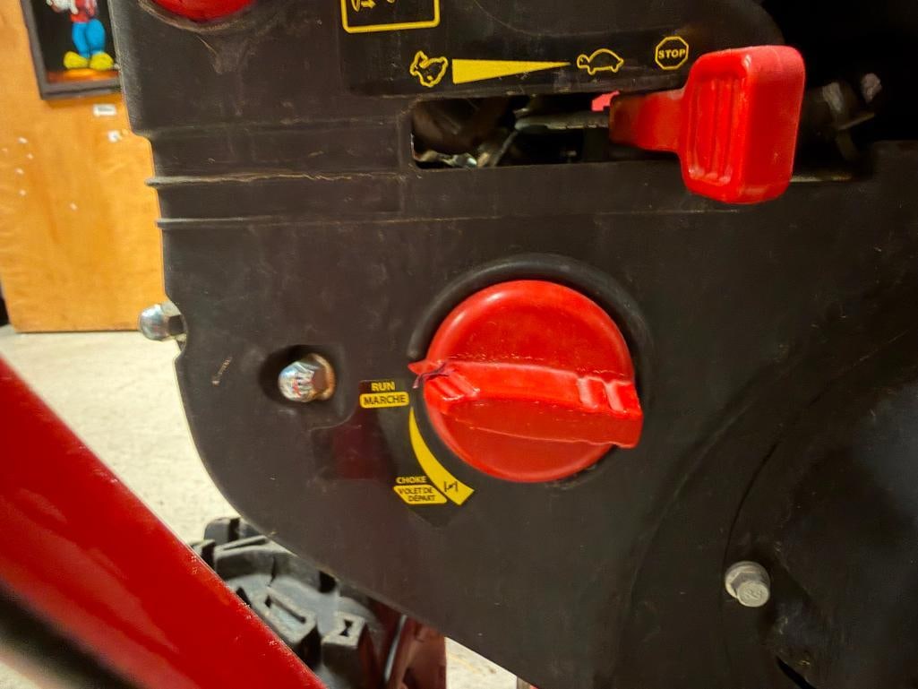 TROY-BILT STORM 2620 26" SNOWBLOWER - 14