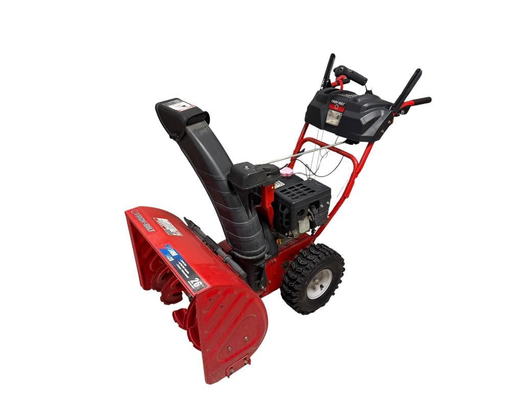 TROY-BILT STORM 2620 26" SNOWBLOWER (1 of 20)