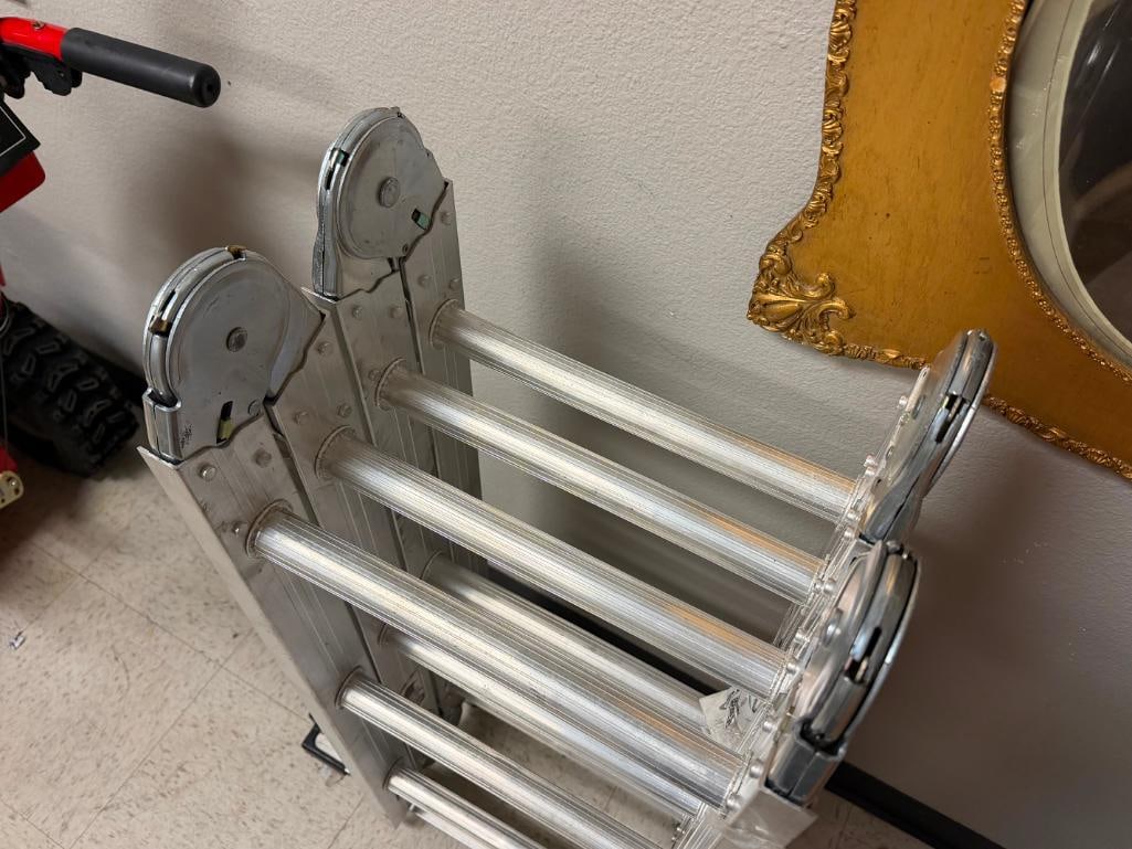WERNER FOLDING ALUMINUM LADDER - 3
