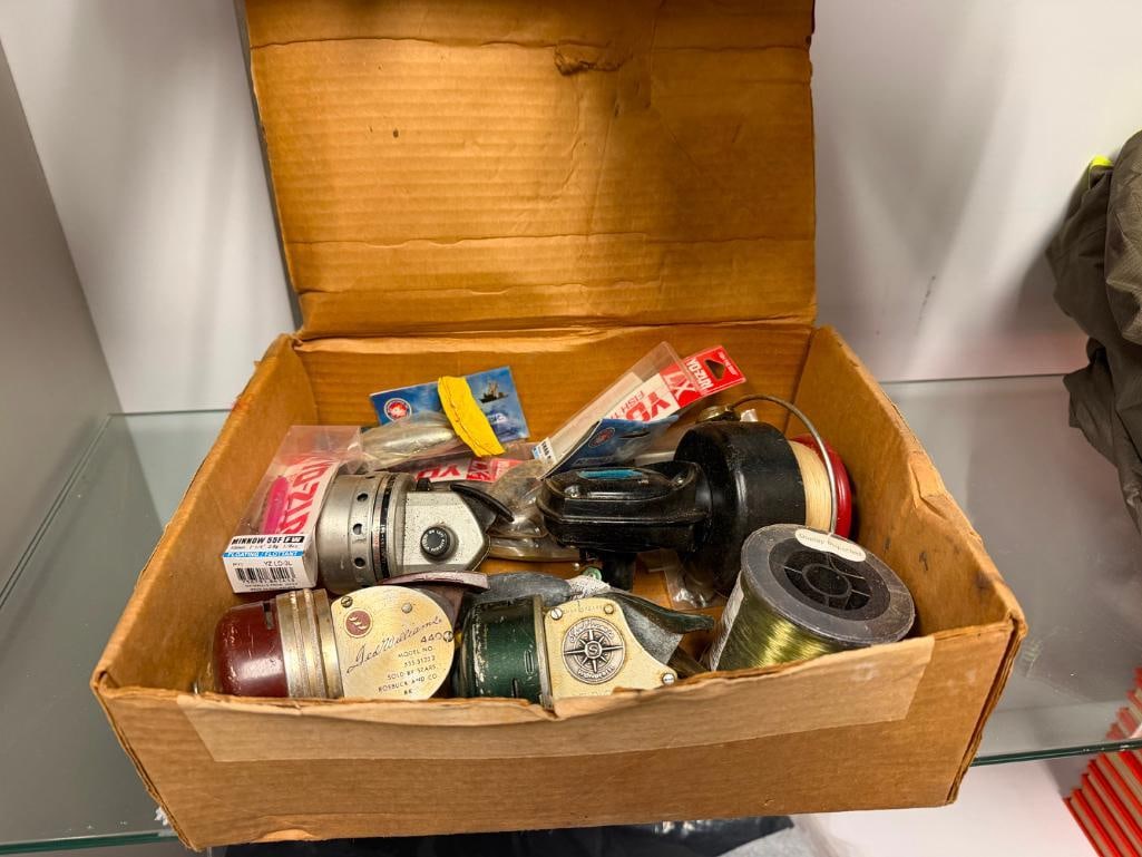 ASSORTED VINTAGE FISHING REELS AND TACKLE - 2