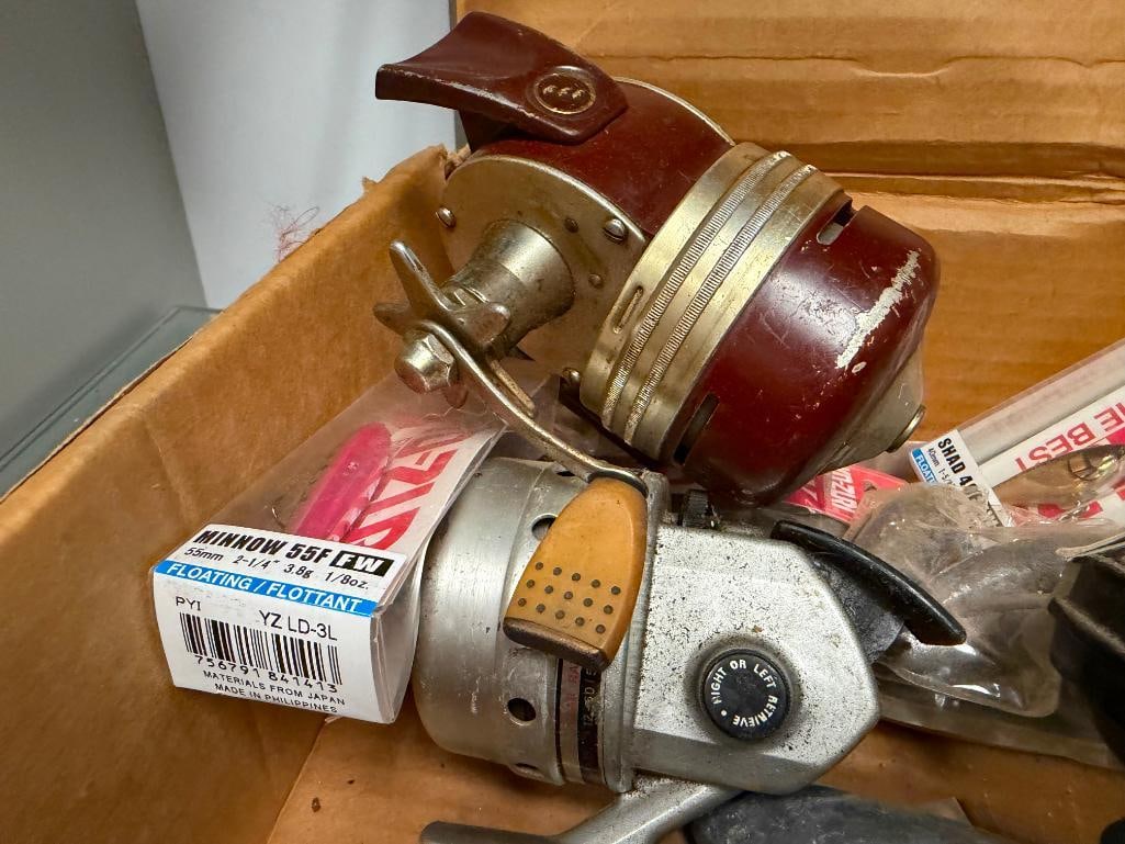 ASSORTED VINTAGE FISHING REELS AND TACKLE - 4