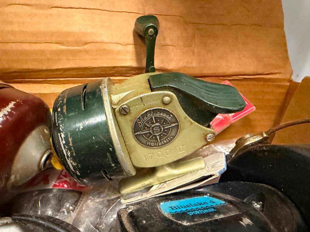 ASSORTED VINTAGE FISHING REELS AND TACKLE - 6