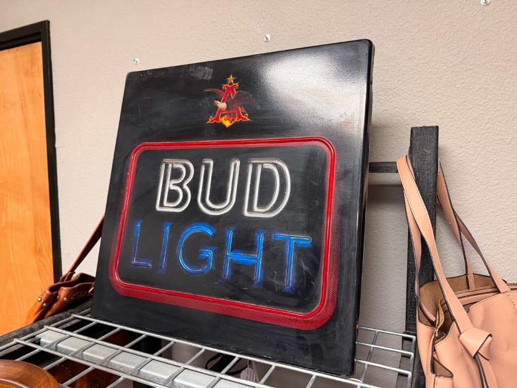 ANHEUSER BUSCH BUD LIGHT ADVERTISEMENT LIGHTED BEER SIGN - 2