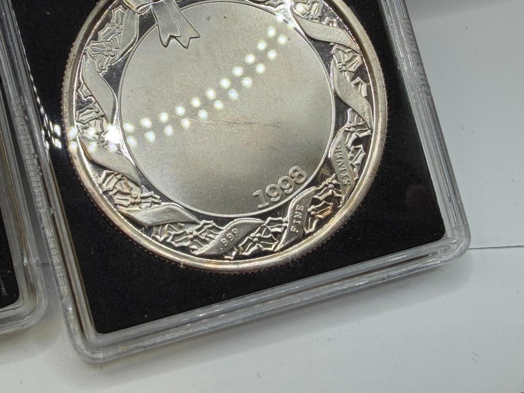 FIVE CHRISTMAS THEMED HOLIDAY SANTA CLAUS .999 FINE SILVER ENAMELED ROUNDS - 8