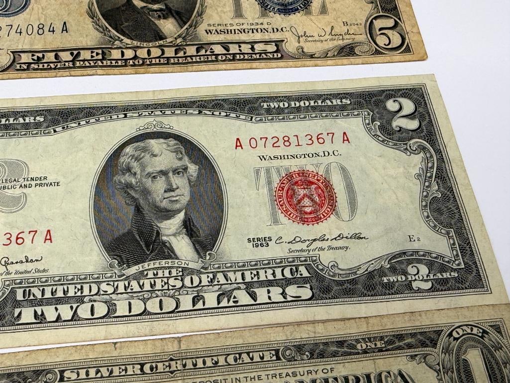 $10 FACE VALU EIN COLLECTIBLES U.S. CURRENCY INCLUDING TWO $1 SILVER CERTIFICATE STAR NOTES - 9