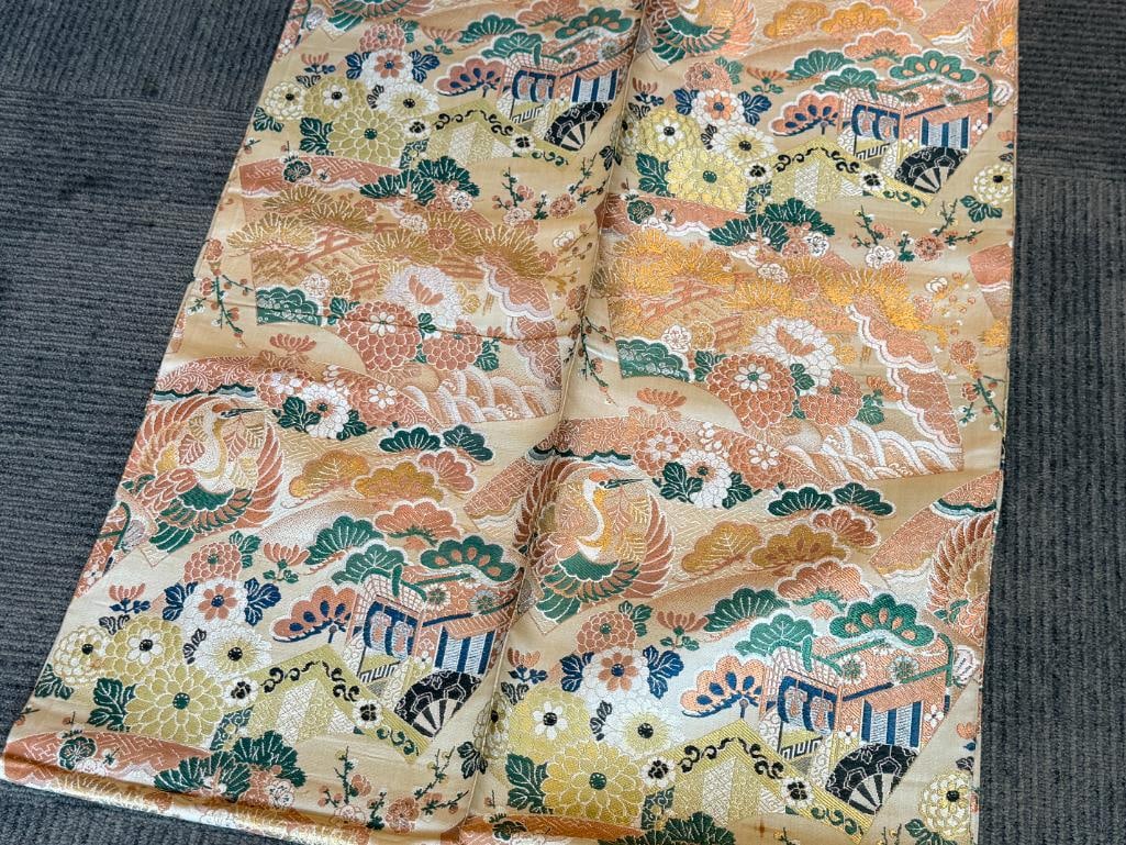 20TH CENTURY CHINESE SILK EMBROIDERED EXTRA LONG PANEL - 2