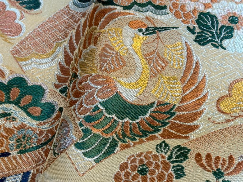 20TH CENTURY CHINESE SILK EMBROIDERED EXTRA LONG PANEL - 4