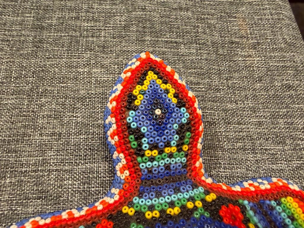 VINTAGE HAND BEADED HUICHOL MEXICAN FOLK ART MASK AND TURLTE VIBRANT GEOMETRIC DESIGN - 4