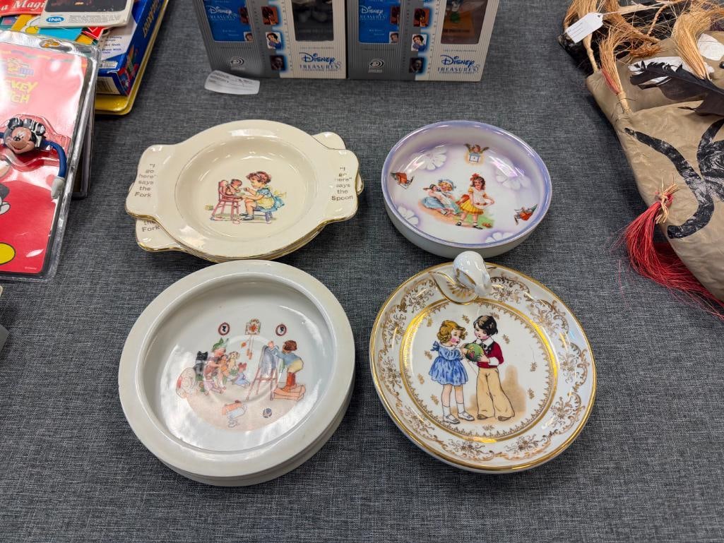 FIVE VINTAGE BABY BOWLS / PLATES INCLUDES LIMOGES BABY WARMING PLATE AND TWO HOLMES & EDWARDS PLA... - 2