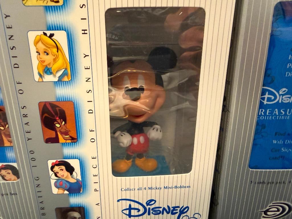 UPPERDECK DISNEY TREASURES COLLECTIBLE CARDS AND MINI BOBBERS - 15