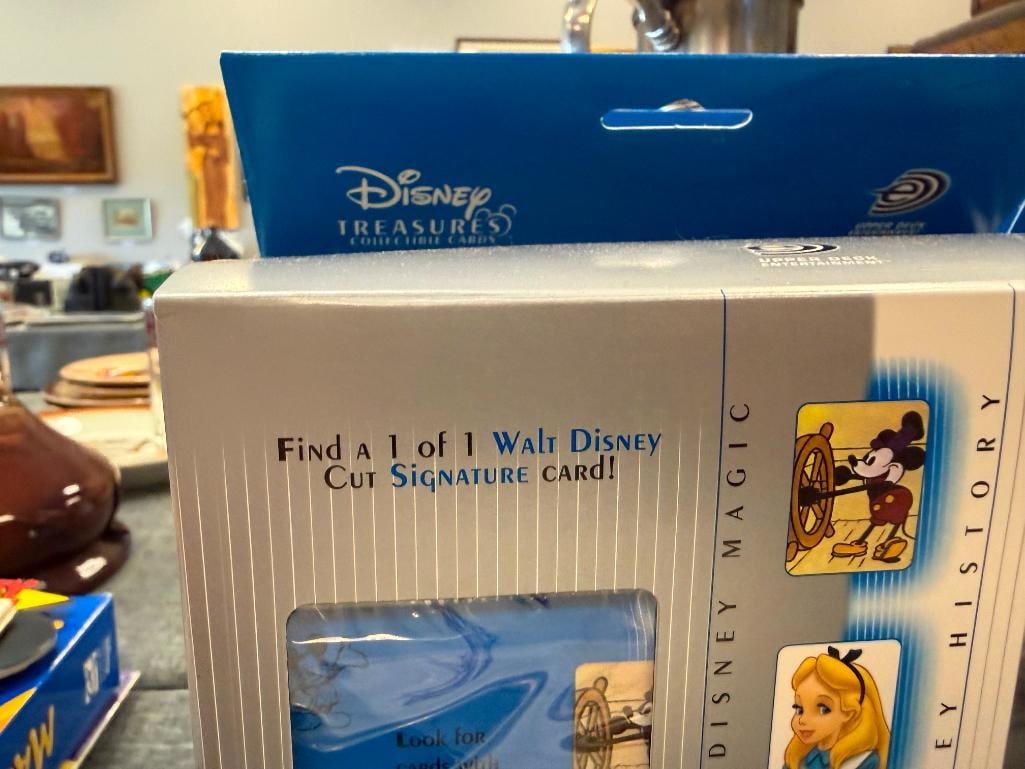 UPPERDECK DISNEY TREASURES COLLECTIBLE CARDS AND MINI BOBBERS - 7