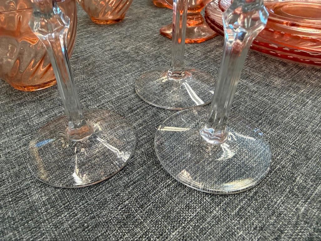 21 PIECES OF PINK DEPRESSION GLASS INCLUDING ARCOROC FRANCE CUPS - 5