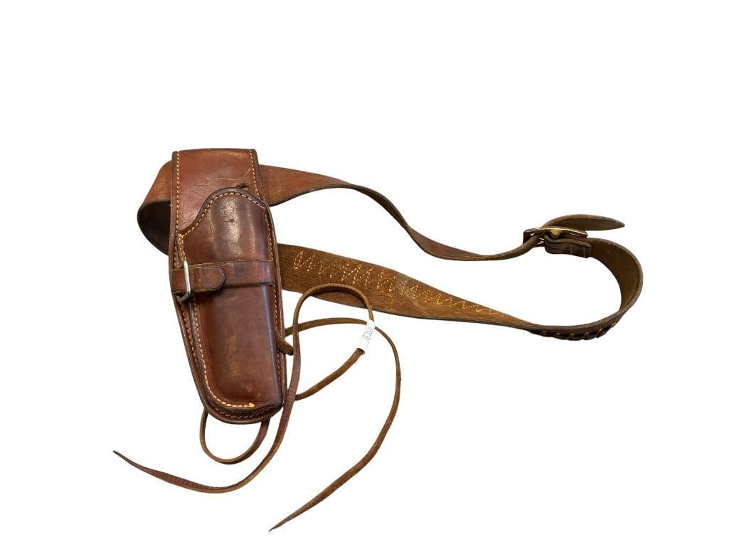 THE GEORGE LAWRENCE PORTLAND, OREGON LEATHER PISTOL HOLSTER WITH LEATHER AMMUNITION BELT BY HUNTER: FAIR CONDITION 33" - 38" BELT, 9 1/2" HOLSTER