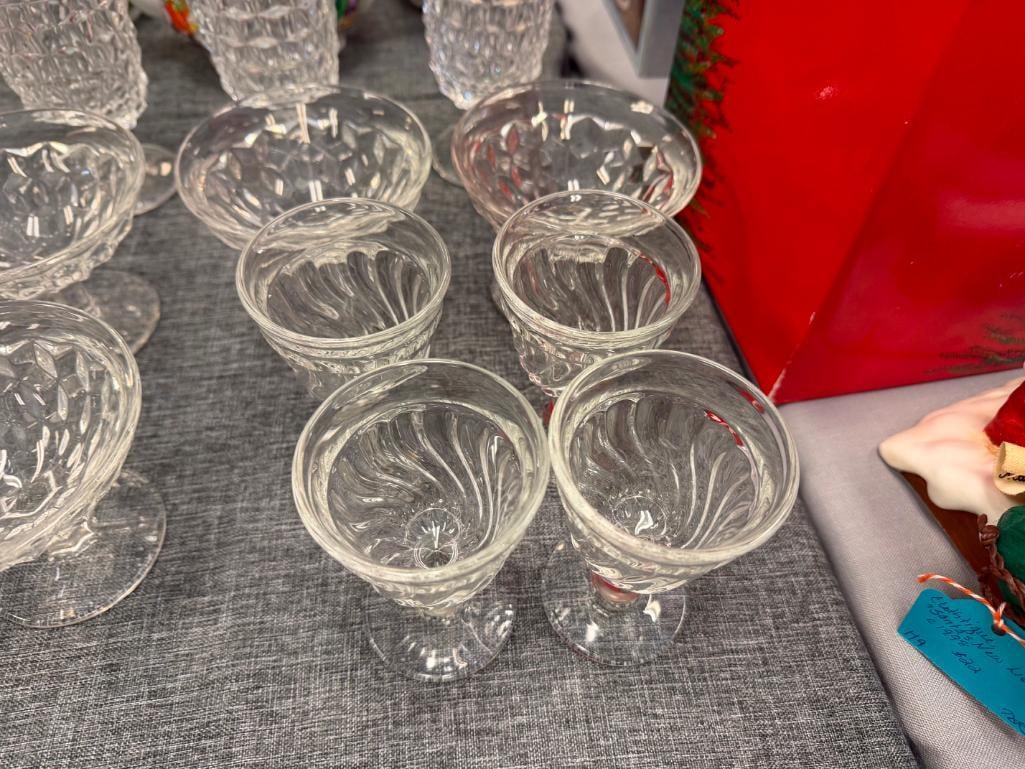 ASSORTED GLASSWARE INCLUDING SET OF SIX FOSTORIA AMERICAN PATTERN FOOTED DESERT BOWLS - 5
