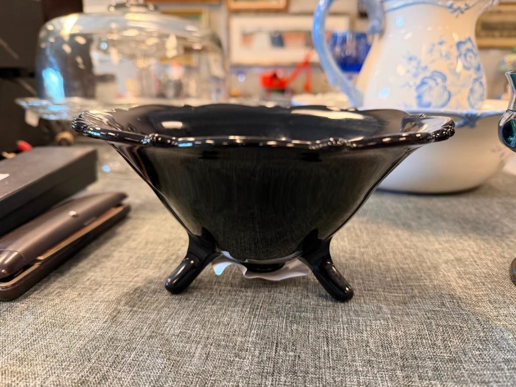 ART DECO MOUNT PLEASANT BLACK AMETHYST THREE FOOTED BOWL AND CARNIVAL GLASS KINGS CROWN GOBLET - 4