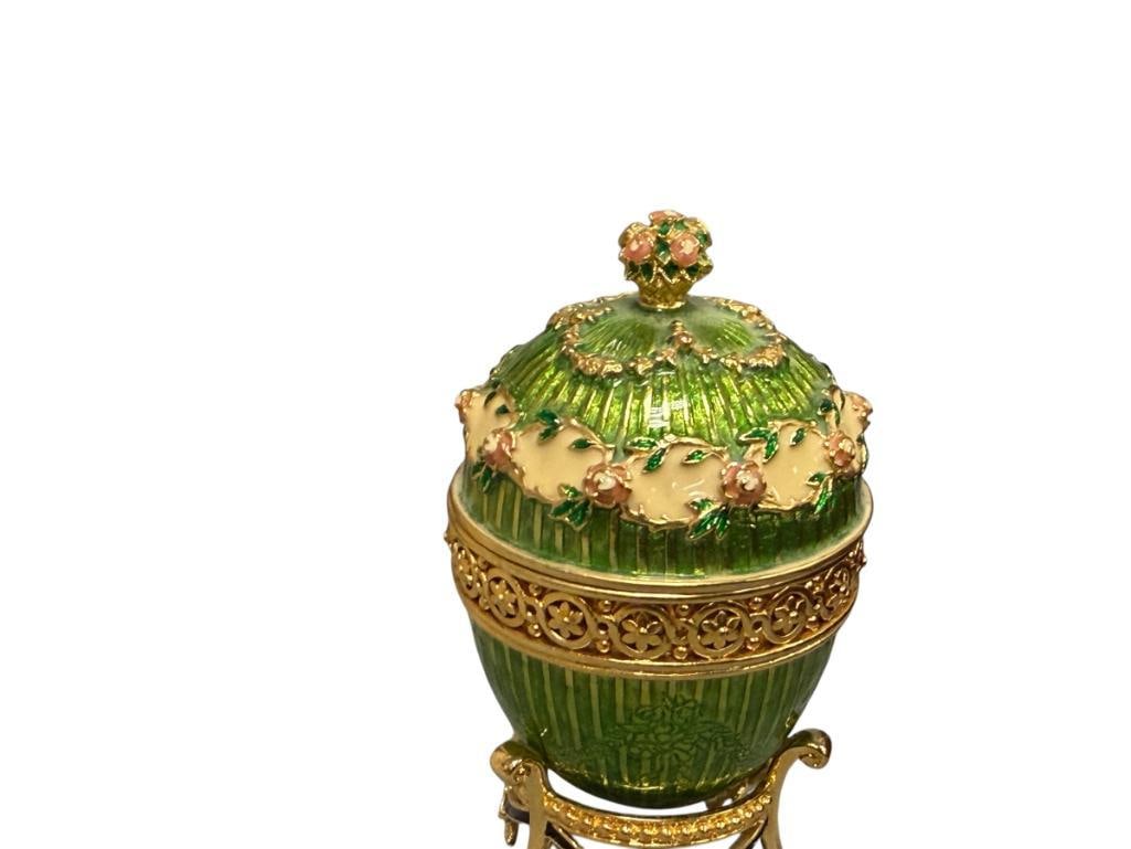 JOAN RIVERS IMPERIAL TREASURES III EGG CLOCK GREEN GUILLOCHE ENAMELED FINISH WITH STAND - 2