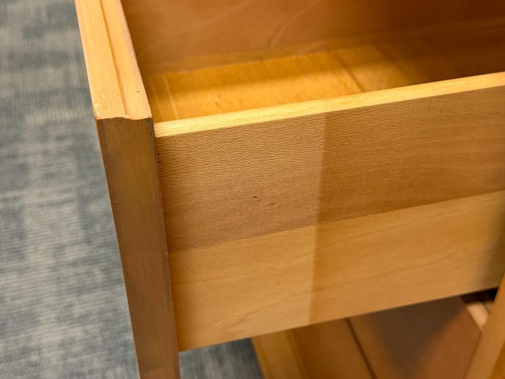 DREXEL HERITAGE MAPLE SIX DRAWER DRESSER - 8