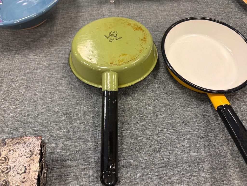 VINTAGE HUTA SILESIA POLISH MADE ENAMELED PANS CIRCA 1970'S - 3