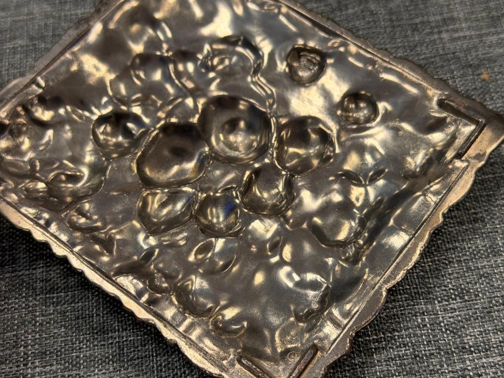 ORNATE SILVER FINISH METAL FLORAL DECORATED TRINKET BOX WITH COBALT BLUE GLASS LINER MADE IN JAPAN - 4