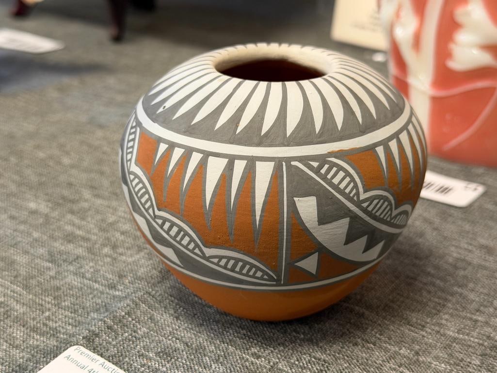 MARY SMALL JEMEZ PUEBLO POTTERY ARTIST HAND CRAFTED CLAY POT WITH FEATHER AND GEOMETRIC DESIGN - 4