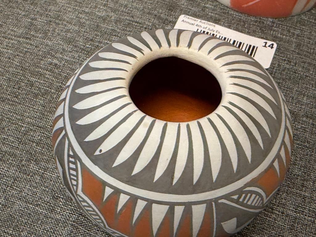 MARY SMALL JEMEZ PUEBLO POTTERY ARTIST HAND CRAFTED CLAY POT WITH FEATHER AND GEOMETRIC DESIGN - 5