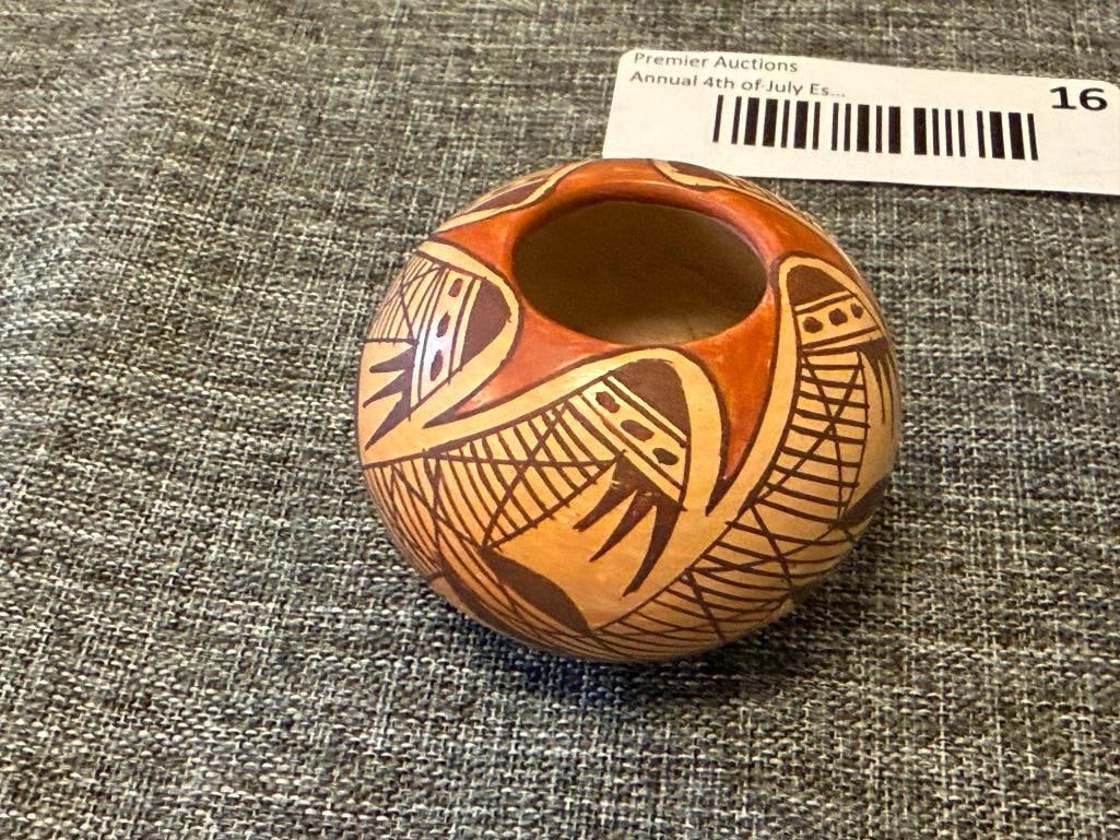 20TH CENTURY HAND MADE NAMPEYO HOPI-TEWA NATIVE AMERICAN POTTERY MINIATURE POT - 3