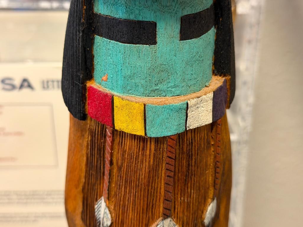 VINCENT LONG 20TH CENTURY NAVAJO ARTIST HAND-CARVED KACHINA DOLL MADE FROM COTTONWOOD ROOT - 4
