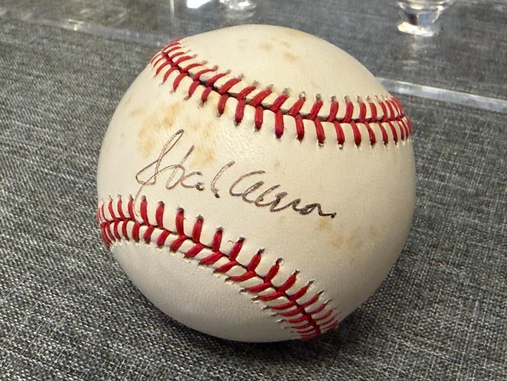 HALL OF FAMER HANK AARON AUTOGRAHED BASEBALL AUTHENTICATED BY JSA WITH CERTIFICATE - 3